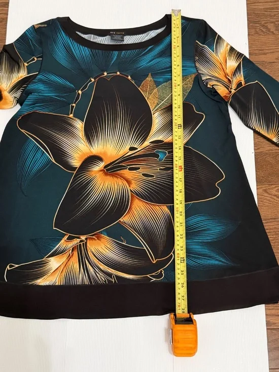 Eva Varro Tunic. Size Large. - Picture 2 of 9